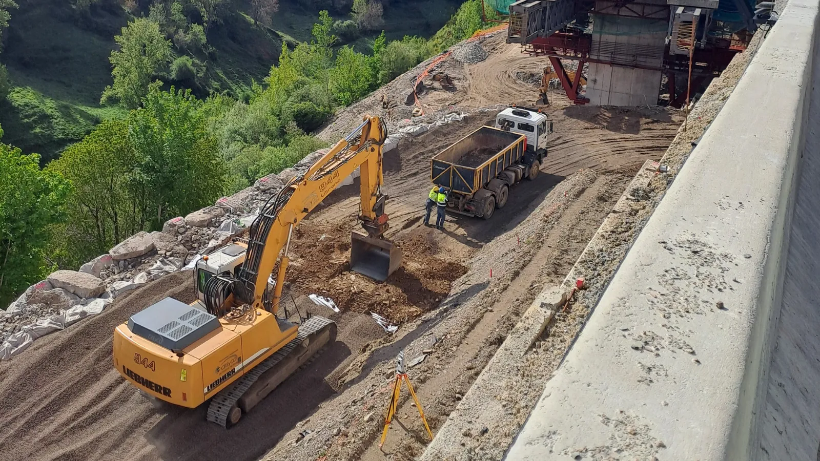 Arlita Reconstrucción eficiente del viaducto de El Castro 