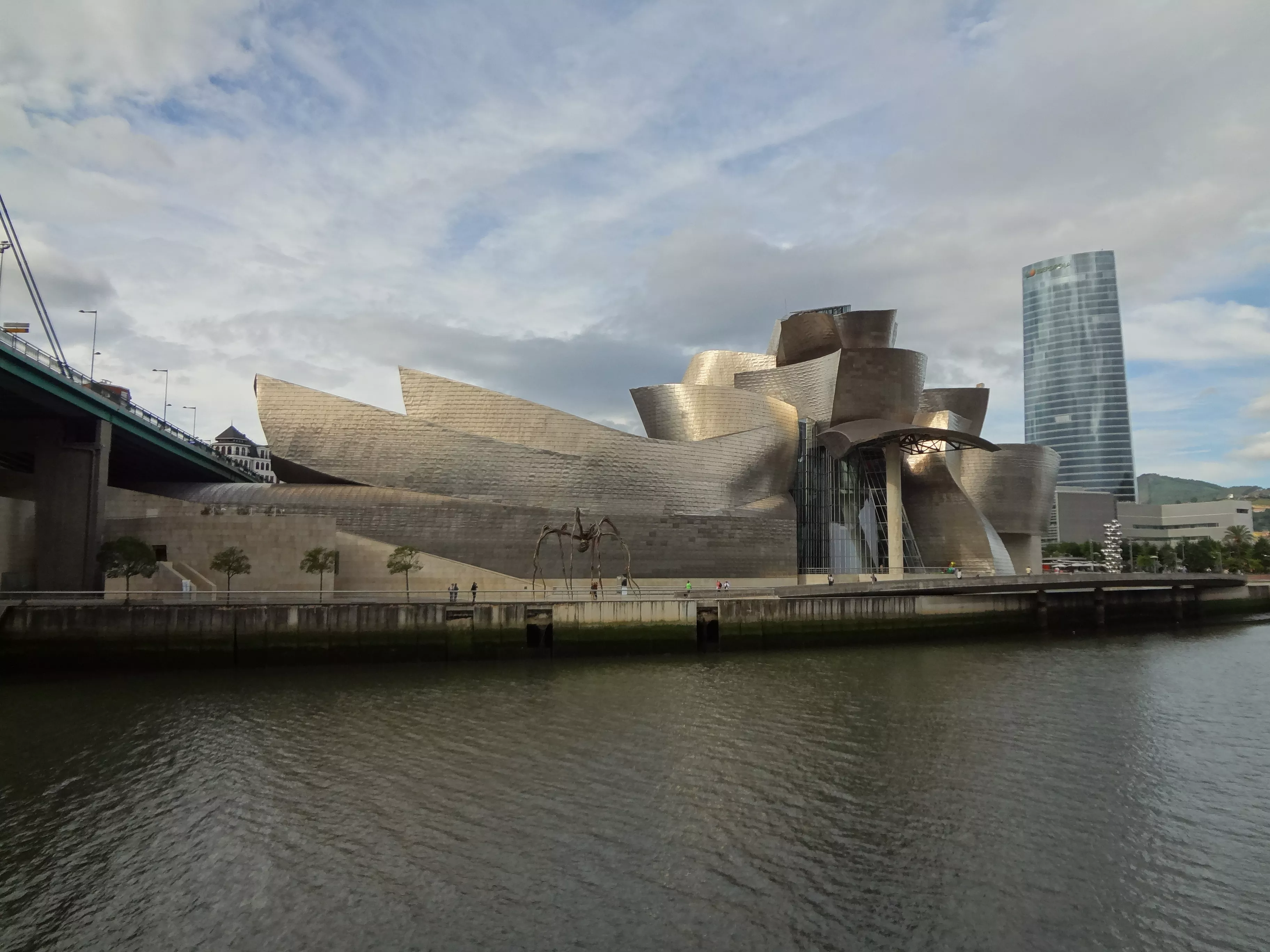 hormigón ligero arlita en museo guggenheim de bilbao